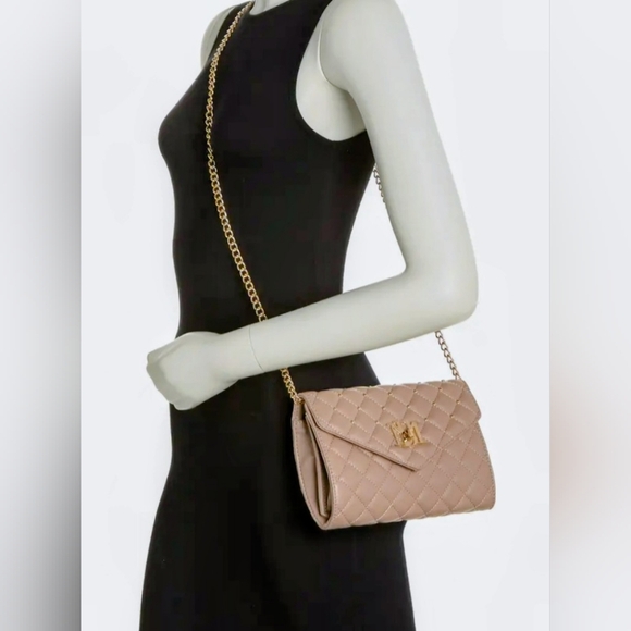 Badgley Mischka Diamond Quilt Convertible Crossbody NWT - Picture 2 of 7